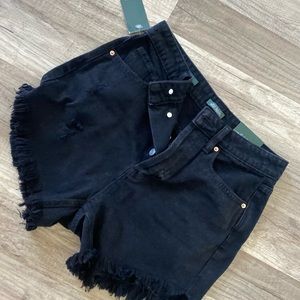 Brand new shorts never worn!